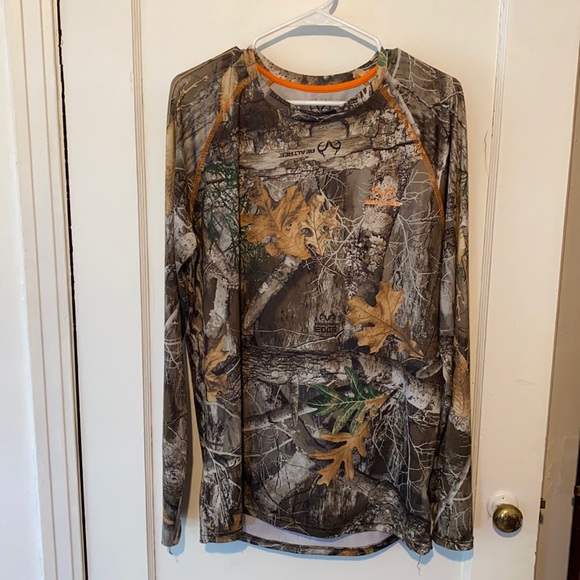 Realtree Other - Realtree camo long sleeve shirt top